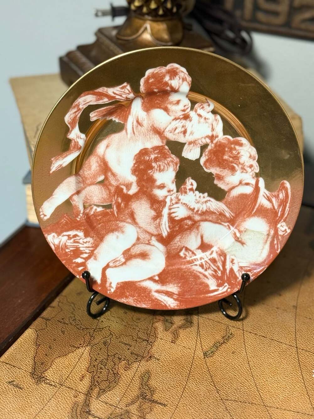 Fitz and Floyd Cherubini III Fine Porcelain Plate Gold Gilt Sanguine